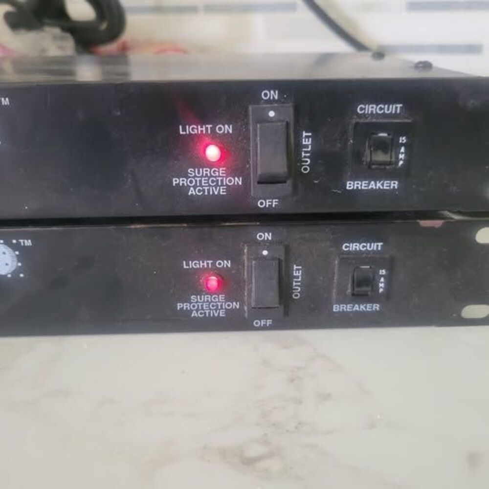 ETA PD8 Conditioned Power Distribution - Picture 2 of 9